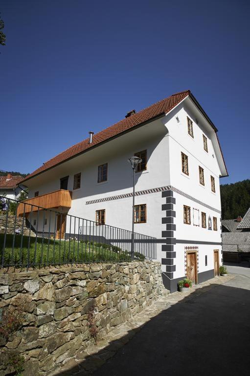 Juvanova Hous - Rooms Luče Eksteriør billede